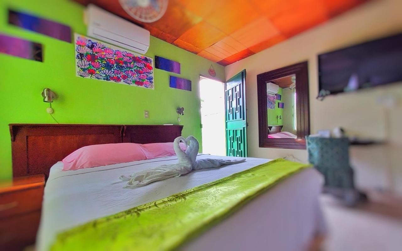 Hotel Oasis San Salvador Luaran gambar