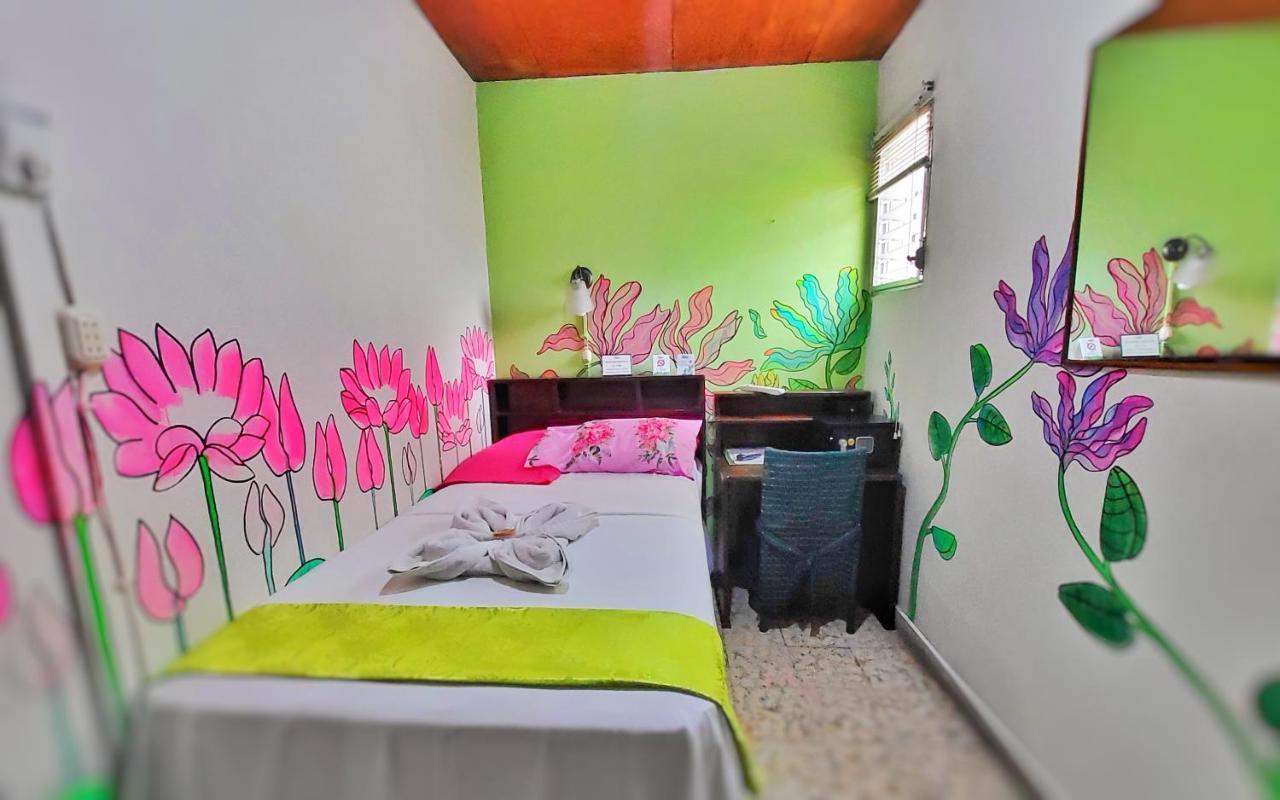 Hotel Oasis San Salvador Luaran gambar