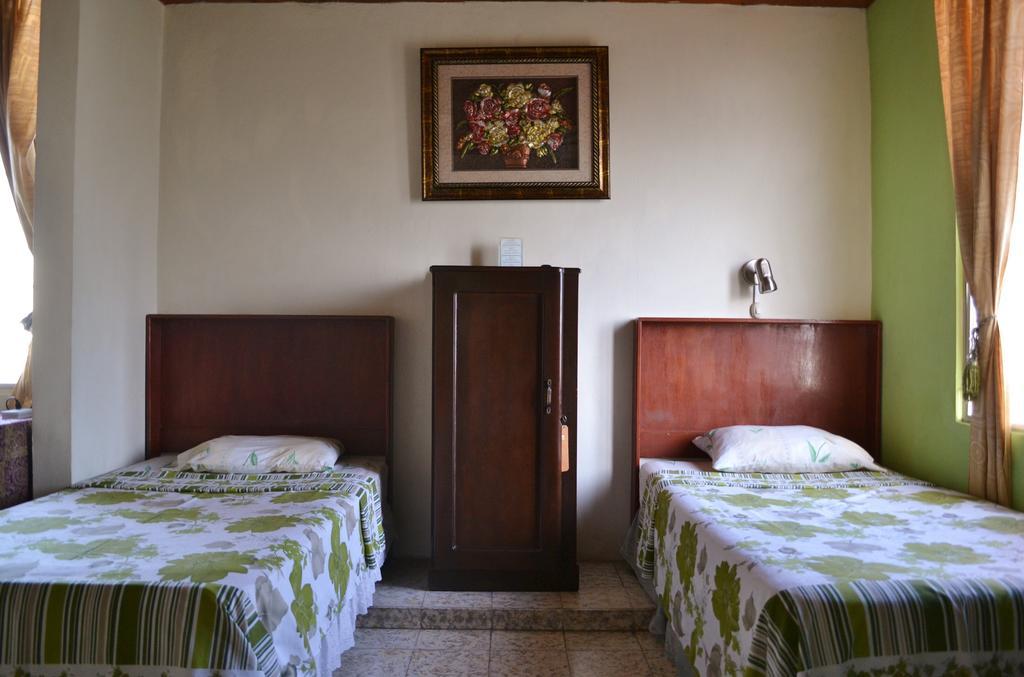 Hotel Oasis San Salvador Bilik gambar