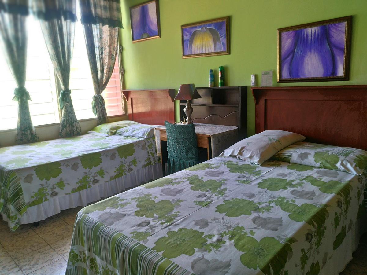 Hotel Oasis San Salvador Luaran gambar