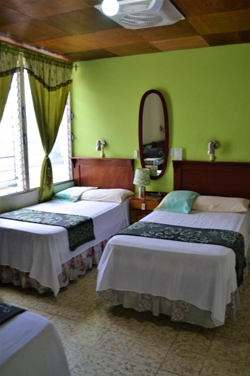 Hotel Oasis San Salvador Luaran gambar